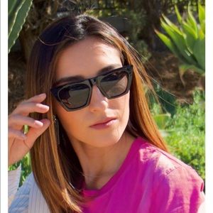 Meet your Posher, Yanna